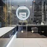 Midnight Garden - Homfi Collection *