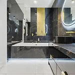 Midnight Garden - Homfi Collection דירה