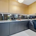 Midnight Garden - Homfi Collection *