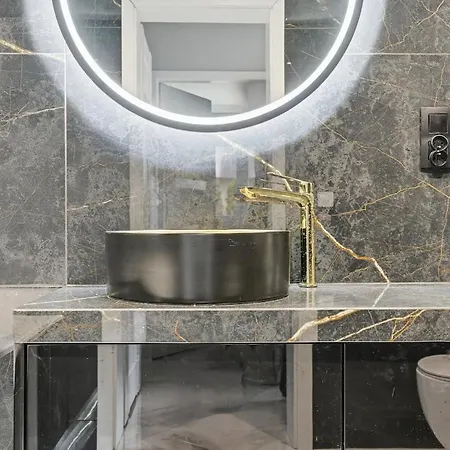 Midnight Garden - Homfi Collection 카토비체