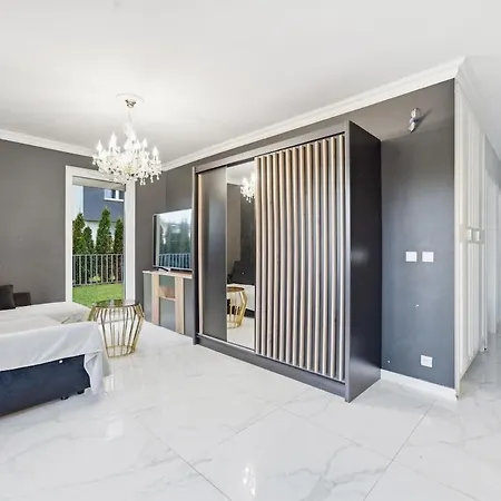 Midnight Garden - Homfi Collection Apartment